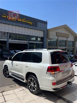 تويوتا لاندكروزر